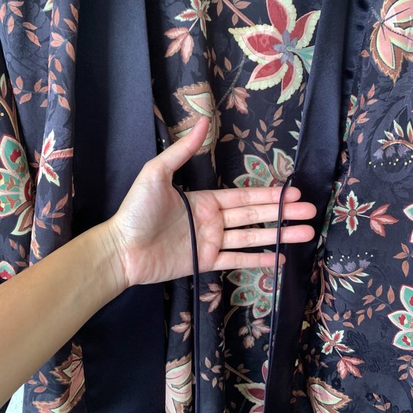 Rare Vintage VICTORIA'S SECRET Gold Label Satin Floral Kimono Robe - Picture 3 of 9